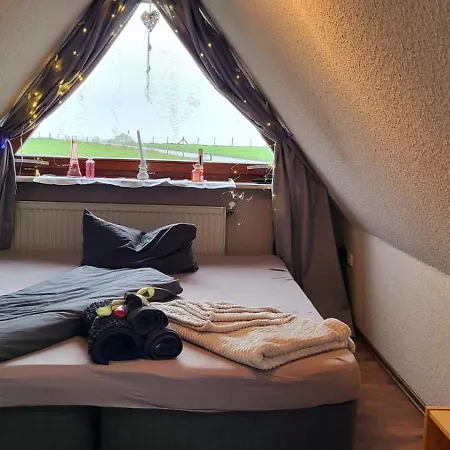 Burhave Gaestehaus 3 דירה *